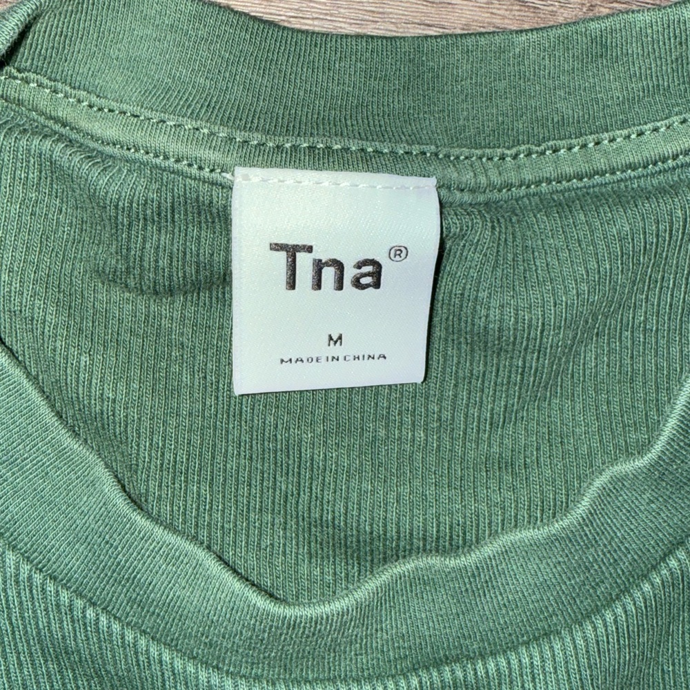 BUNDLE ARITZIA Tna Ribbed Tops - Picture 3 of 4